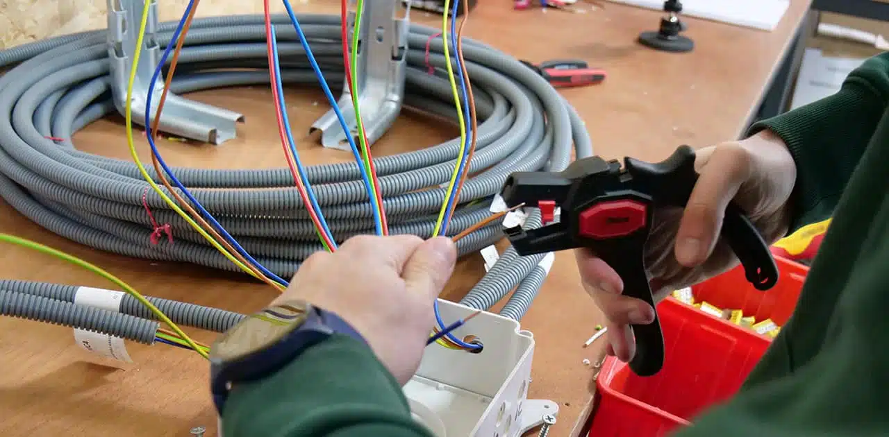 What is a octopus wiring operator ?